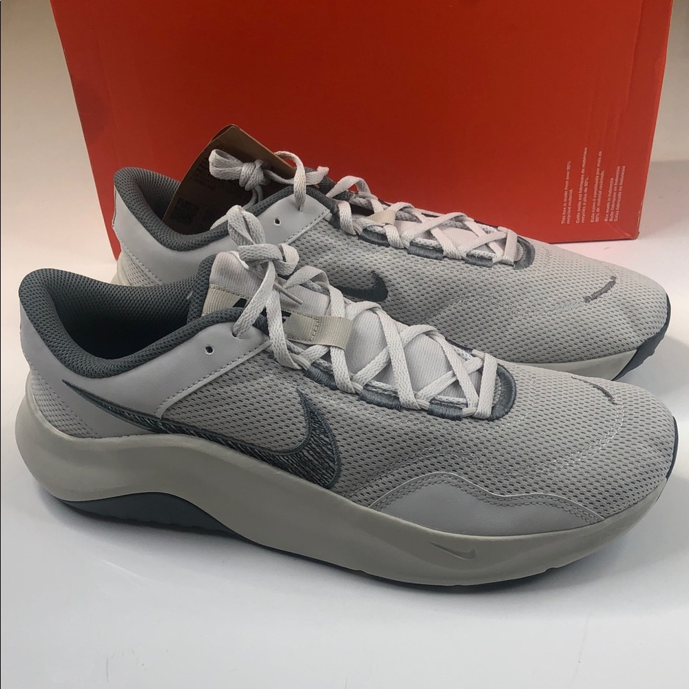 NWOB Nike Legend Essential 3 Next Men’s Size 12 Nature Photon Dust Anthracite